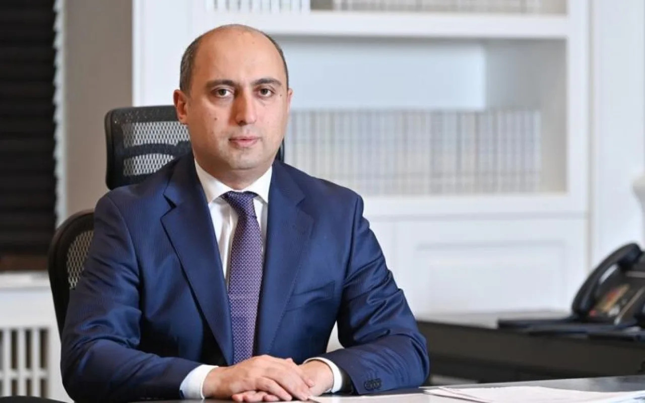 Nazir müəllimlərə səsləndi: “Əməyiniz danılmazdır”