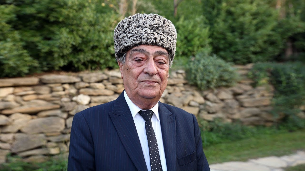 Məhkəmə Rəşid Mahmudov barəsində qərar verib  — Şikayətçi tanınmış MÜĞƏNNİDİR