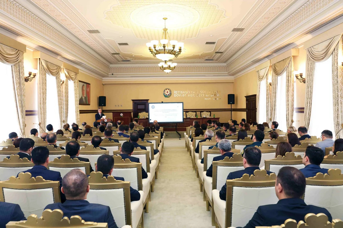Hesablama Palatası və DVX maliyyə hesabatlılığı sahəsində birgə müzakirə platforması yaradıb