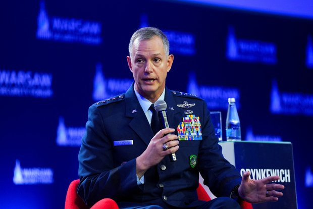 NATO generalı Rusiya hücum planını təqdim etdi