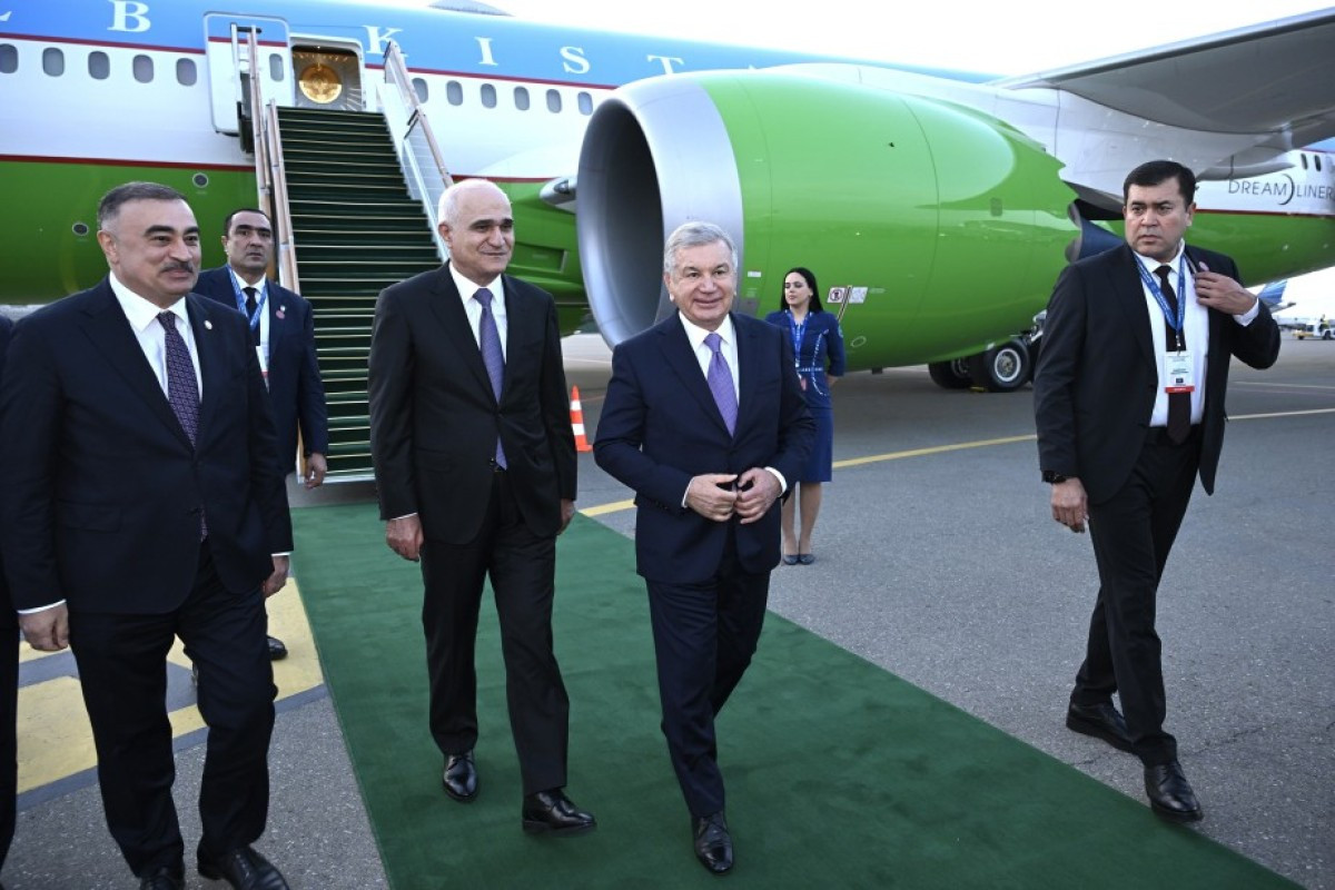 Şavkat Mirziyoyev Bakıya gəlib - YENİLƏNİB 