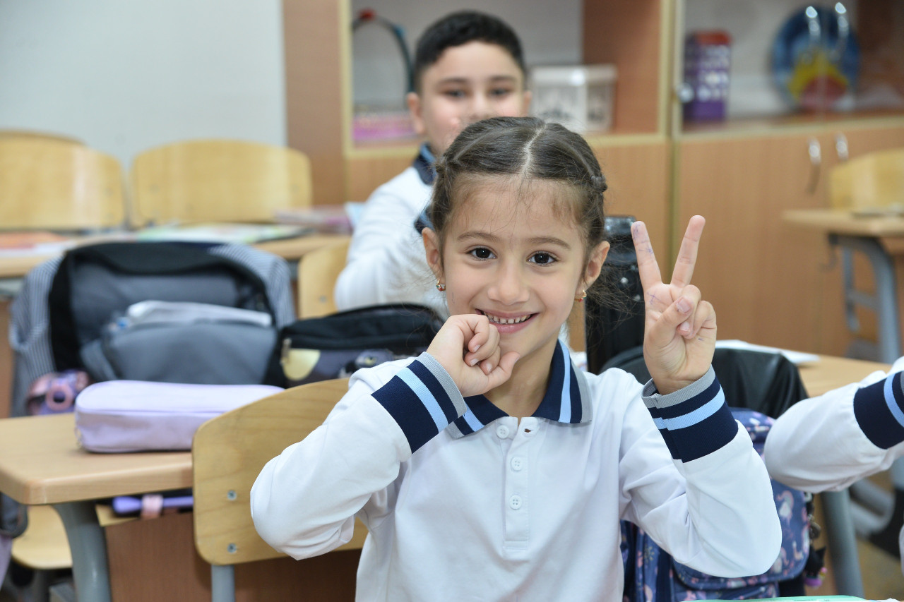 Məktəbli formaları ilə bağlı BƏYANAT YAYILDI