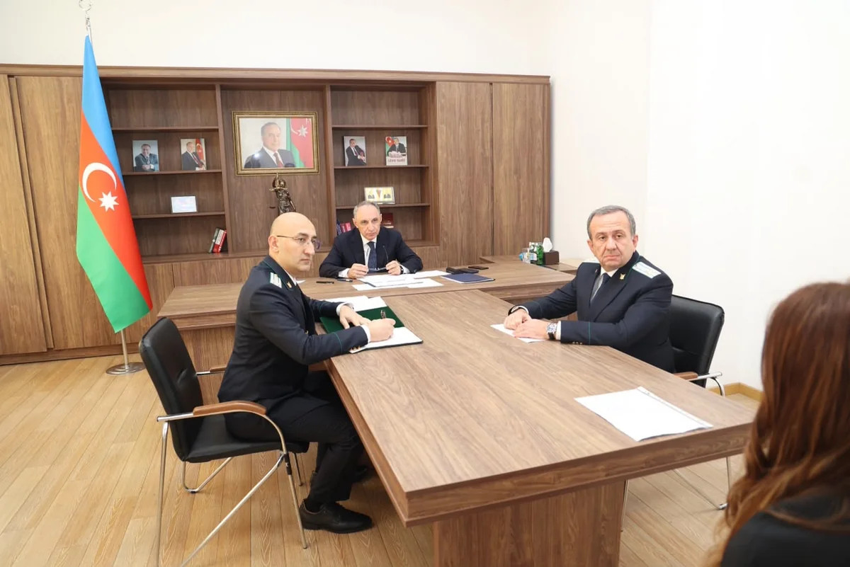 Kamran Əliyev Səbail rayonunda vətəndaşları qəbul edib&nbsp;