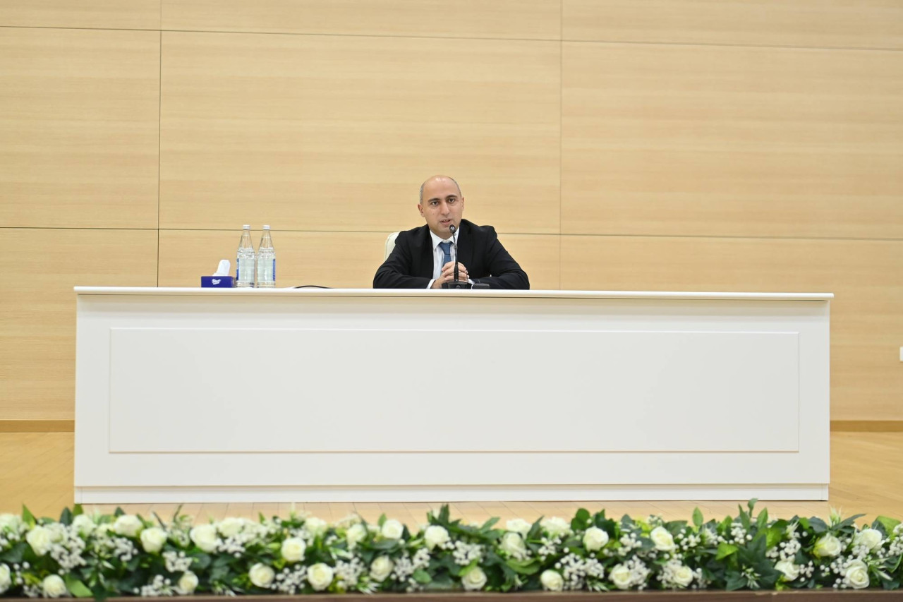 Elm və təhsil naziri SABAH proqramının tələbələri ilə görüşüb