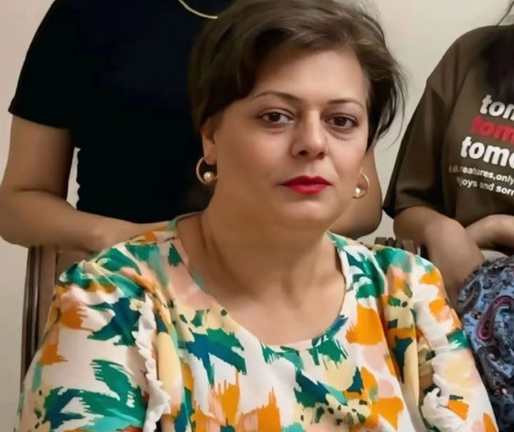 Bir nəğmə oxuyum, sən də qulaq as...&nbsp; &nbsp;