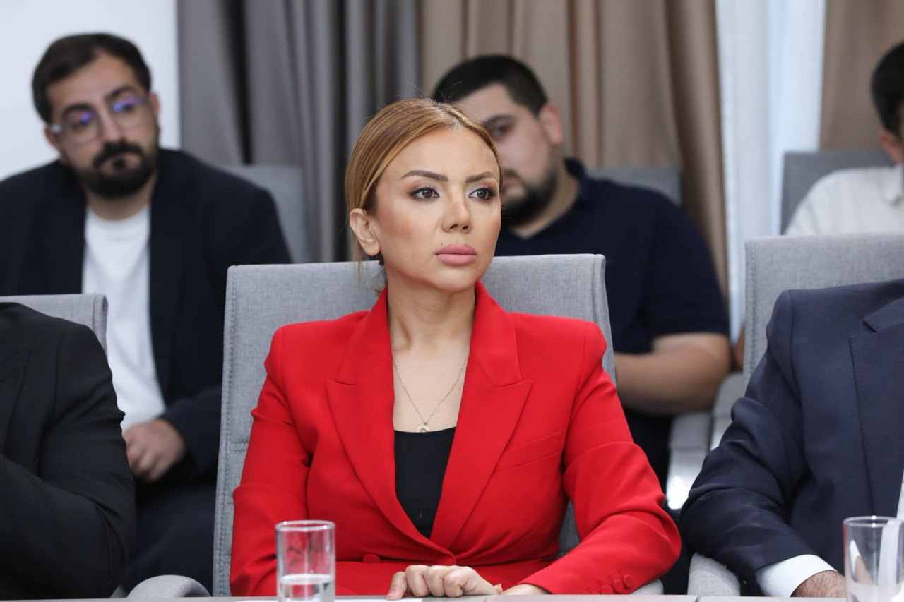 CƏHALƏT   -GÜNAY YELMARQIZI YAZIR