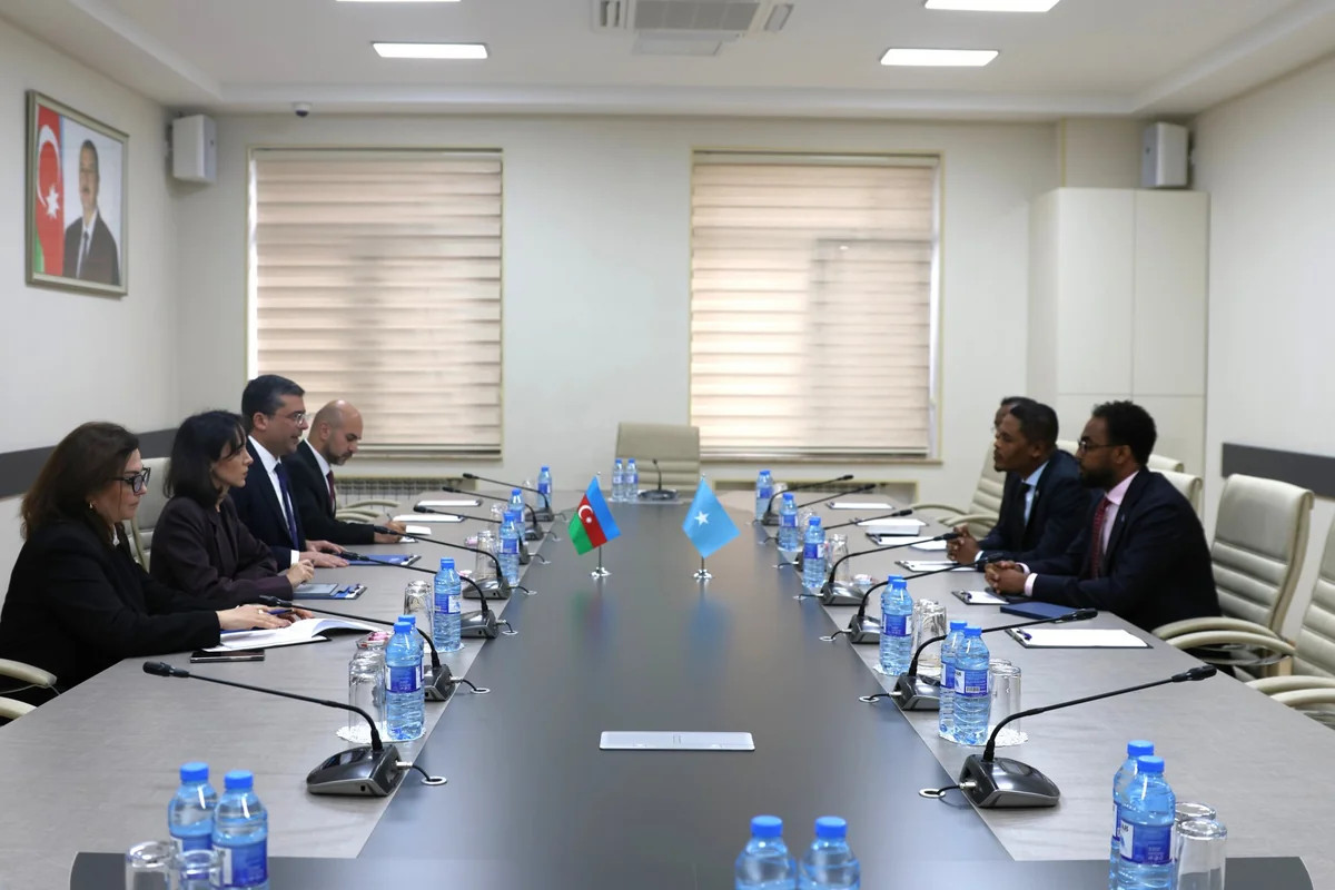 Azərbaycan və Somali media sahəsində əməkdaşlıq imkanlarını müzakirə edib 