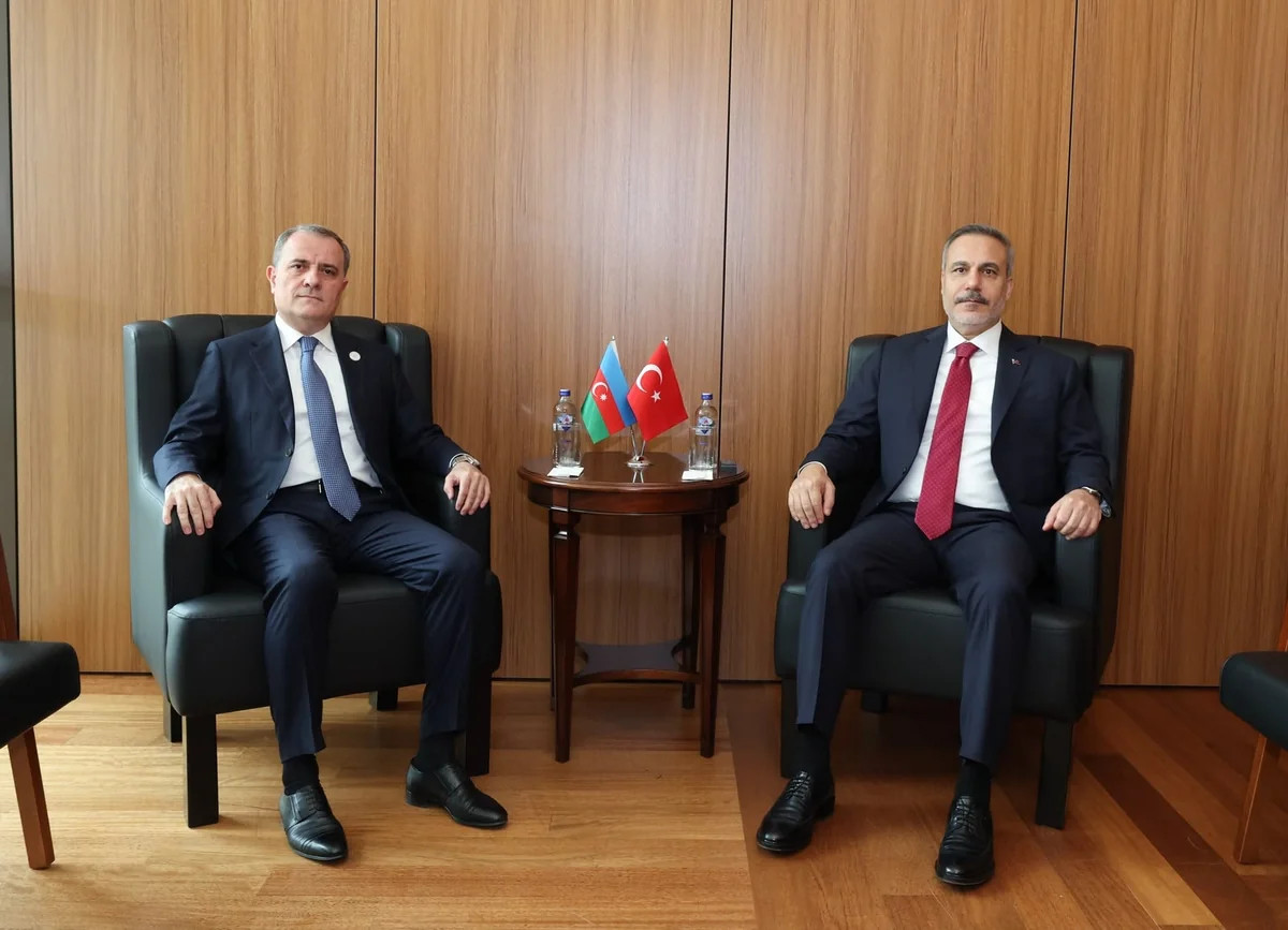 Azərbaycan və Türkiyə XİN başçılarının təkbətək görüşü keçirilib&nbsp;