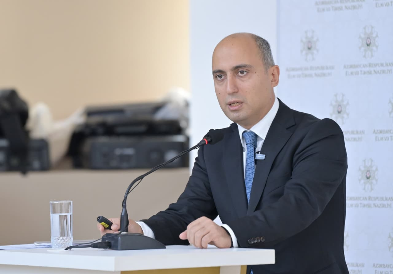 Nazir məktəblərlə bağlı ƏMR İMZALADI: Dəyişiklik EDİLDİ