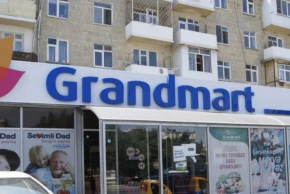 Bakıda "Grandmart" işçiləri arasında dava: Müdir işçini ürəyindən bıçaqladı 