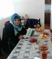 SENSASİYA! Şəkili qadın: Məhəmməd peyğəmbərin ruhu məndədir