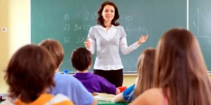 Deputat açıqladı! Müəllimlərin maaşı yenidən artırılacaq