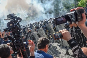 Ermənistan böyük təhlükədə!“Məxməri inqilab” komitəsi yaradıldı