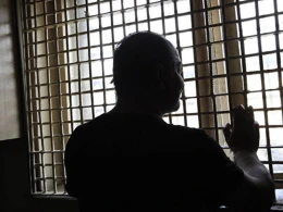 Ben Ladenin öldürülməsinə kömək edən həkim təhlükəsiz yerə köçürüldü