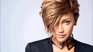 Məşhur bəstəkar Röyanı məhkəməyə verdi - VİDEO