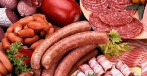 Kolbasa və sosiskalarla bağlı xəbərdarlıq edildi
