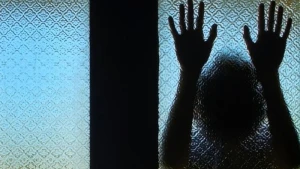 78 yaşlı qadını yatdığı yerdə zorladı - Füzulidə inanılmaz olay