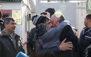 Tanınmışlardan əfvə kim düşüb?