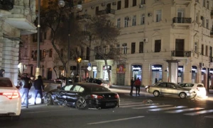 "Qədr gecəsi"ndə bədbəxt hadisə - 4 gənc yaralandı