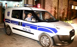 Bakı otelində dəhşət — Qadın özündən 8 yaş kiçik sevgilisini öldürdü+