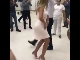 Roza Zərgərlidən ehtiraslı rəqs -