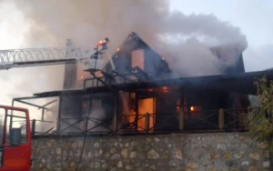 Ziya Məmmədovun Bakıdakı villası yanır