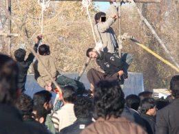 İranda daha bir vəhşilik: 6 nəfər edam edildi