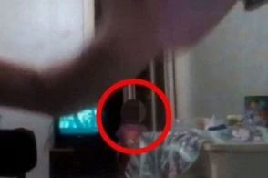 Yol polisi cinsi əlaqə zamanı videoya çəkildi, işdən qovuldu - Bakıda SENSASİON OLAY