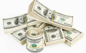 Rusiyadan milyardlarla dollar çıxarılır