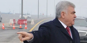 Ziya Məmmədovun 100 milyona qurduğu Mərkəzi “söküb yenidən yığırlar”