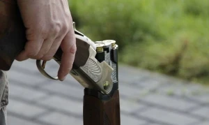 Qızılağacda silahlı insident: İki nəfər güllələndi