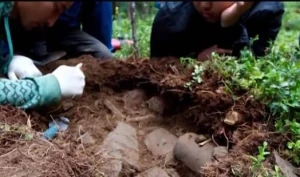 Azərbaycanda dəhşətli hadisə: Ana doğduğu uşağı öldürüb gizlin qəbirstanlıqda basdırdı