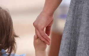 Bakıda iyrənc olay: 59 yaşlı kişi  5 yaşlı qıza seksual hərəkətlər edib