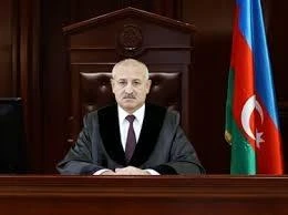 Məhkəmə sədrinin adından mesaj paylaşan qadın həbs edildi