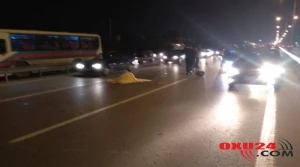 Bakı-Sumqayıt yolunda piyada ölümü ilə nəticələnən qəza, ərazidə tıxac yaranıb