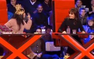 Canlı yayımda Elza ilə Nazpəri arasında dava: Nazpəri Elzaya bazar adamı dedi +VİDEO