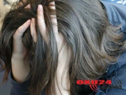 Bakıda evə oğurluğa girən qadın tutuldu - "Sənin başını kəsərəm" (VİDEO)