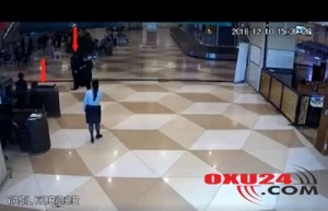 Bakı aeraportunda hər kəsi şoka salacaq olay: Qadın tualetə girdi, çadrada çölə çıxdı və...