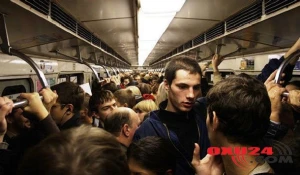 Bakıda metroda dava olub