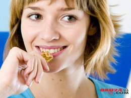 Qoz ürəyə ətdən xeyirlidir