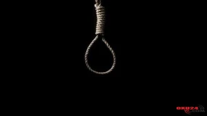 Sumqayıtda 41 yaşlı qadın özünü öldürdü