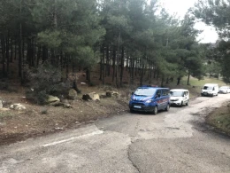 ŞOK! Meşədən qəzetə bükülmüş qadın əli tapıldı -Tanınmış rəqqasədir +VİDEO