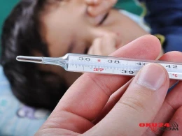 Qızdırma zamanı edilən səhvlər - Uşaqlara dərman verməyin, spirtlə, sirkəylə masaj qəti olmaz!