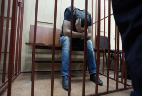 Oğurluq üçün girdiyi evdə 75 yaşlı qadını zorladı — Bakıda biabırçılıq