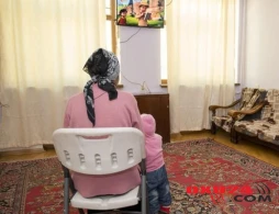 Bakıda ər arvadını və körpəsini metroda atıb getdi