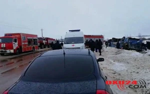 Rusiyada uşaqların olduğu avtobus aşdı: 7 ölü, 33 yaralı - YENİLƏNİB