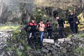 Qadını zorlayıb meşəyə qaçdı,orada çılpaq tutuldu