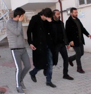 Mənzildə pulnan intim münasibət göstərən kişilər tutuldu