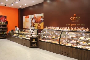 “AZZA”dan alınmış tortun içərisindən sellofan torba çıxıb