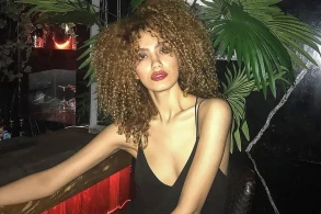 Bakirəliyini 2 milyona satan Məhbubəyə təkliflər gəlib - Görün ilk dəfə kiminlə yatacaq